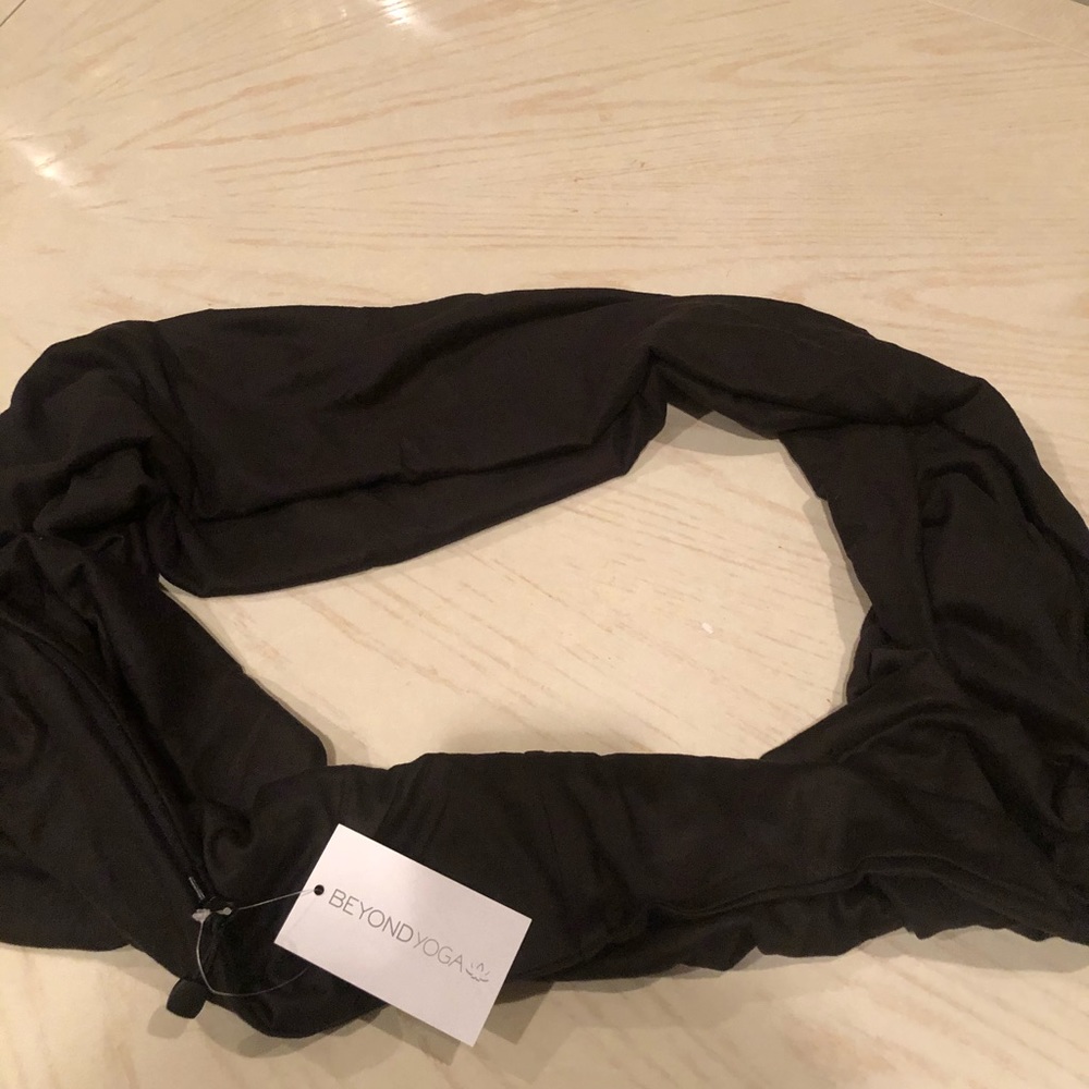 Infinity scarf
